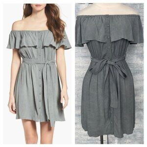 Bardot Sz 8/Medium Off The Shoulder Button Front Ruffle Dress‎ Ash Gray